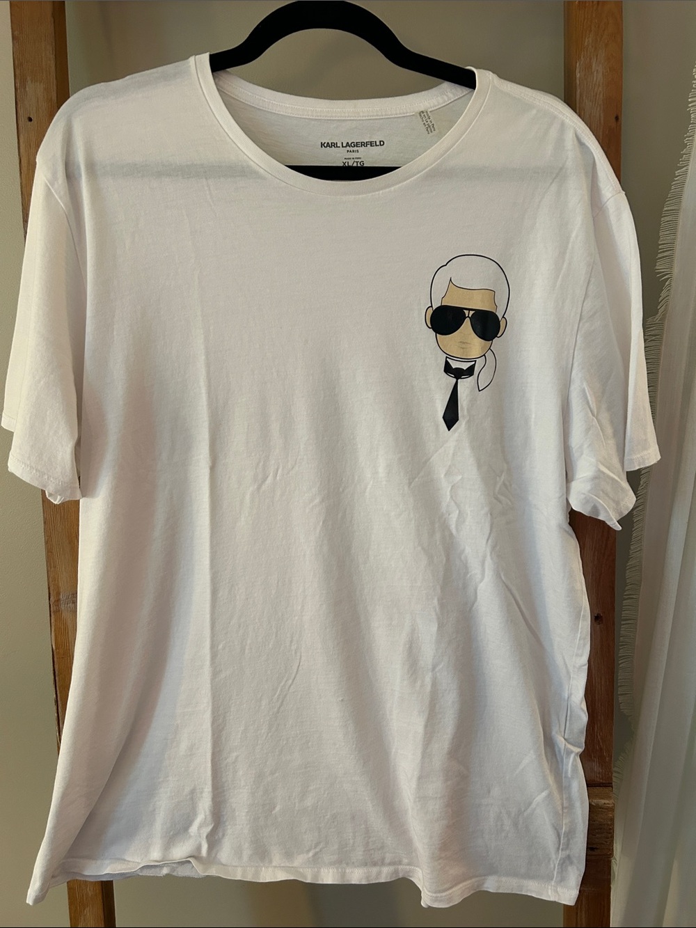 Karl Lagerfeld White Graphic Short-Sleeve Tee with Black Accents NWOT